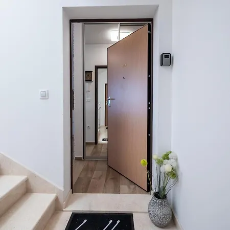 1 Bedroom In Appartamento *